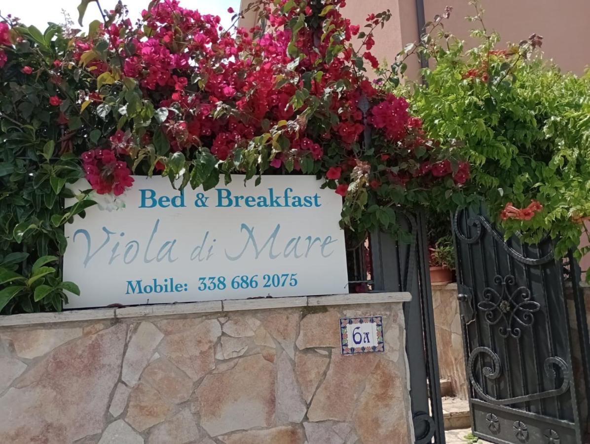 Viola Di Mare Rooms And Parking 테르몰리 외부 사진
